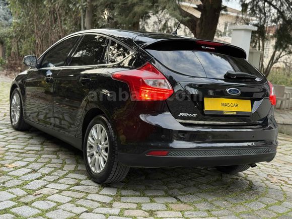 [MASCAR] 2013 FORD FOCUS 1.6 125HP IŞIK PAKET TİTANİUM TR'de Tek