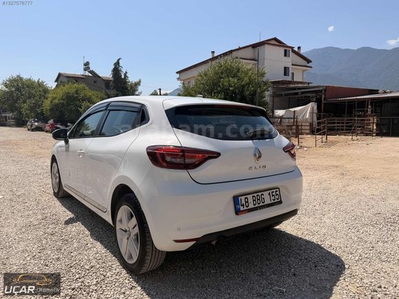 UÇAR'DAN... HATASIZ BOYASIZ TRAMERSİZ 2022 CLİO TOUCH OTOMATİK