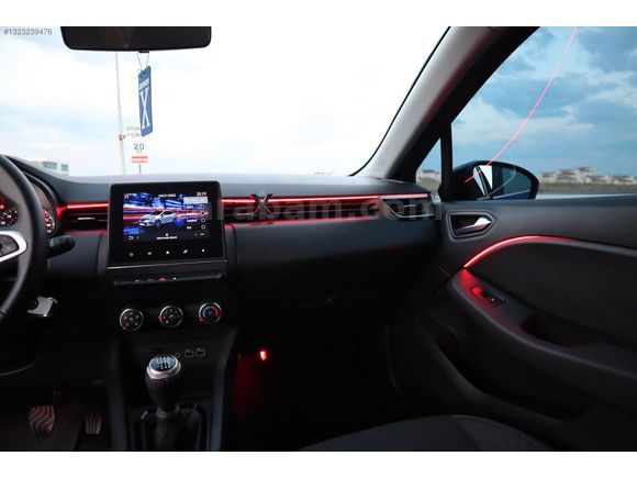 CLİO 5 LANSMAN RENK 90 HP(ARAÇ REZERVE EDİLMİŞTİR)