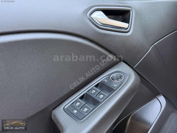 ÇELİK AUTO'DAN 2023 MDL HATASIZ 1.0TCE CLİO TOUCH SERVİS BAKIMLI