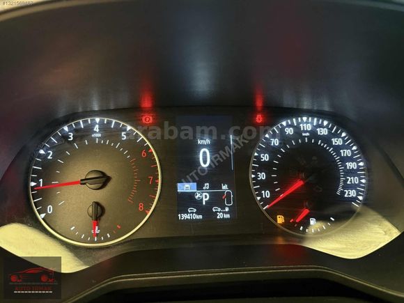 "AUTO IRMAK" 2023 RENAULT CLIO TOUCH ÇELİK JANT %20FATURALI 90HP