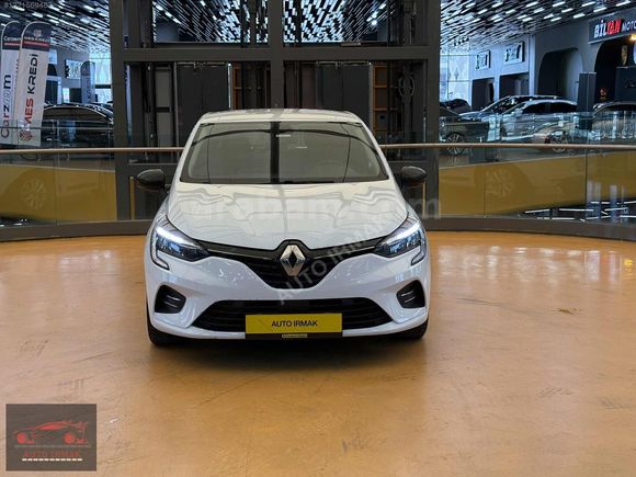 "AUTO IRMAK" 2023 RENAULT CLIO TOUCH ÇELİK JANT %20FATURALI 90HP
