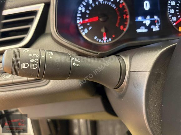 "AUTO IRMAK" 2023 RENAULT CLIO TOUCH ÇELİK JANT %20FATURALI 90HP