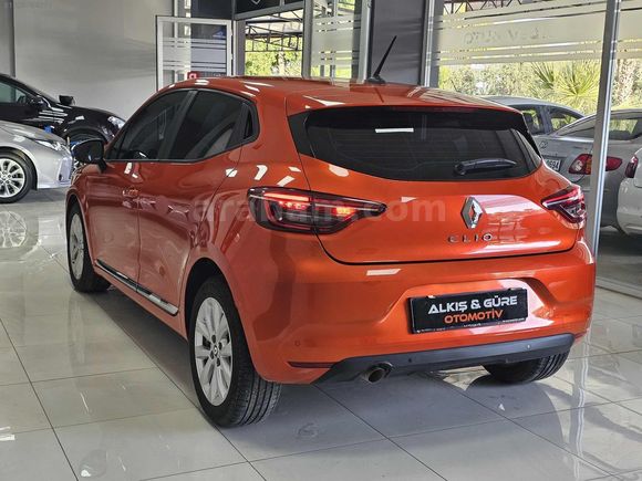 2023 MODEL RENAULT CLİO 1.0 TCE TOUCH BOYASIZ DEĞİŞENSİZ