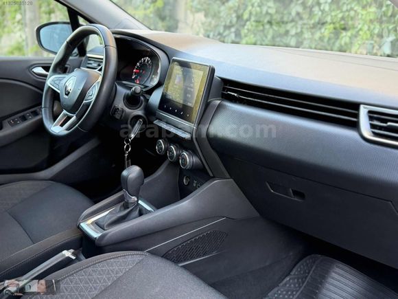2021 MODEL FUL YETKİLİ SERVİS BAKIMLI 1.0 TCE TOUCH OTOMATİK