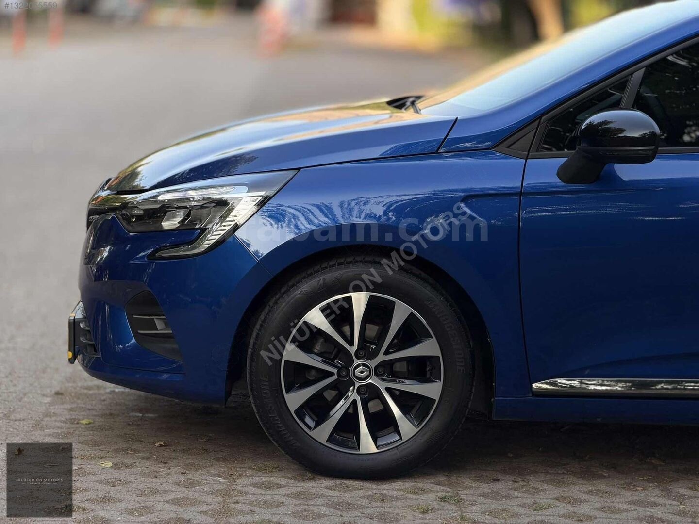Galeriden Renault Clio 1.0 TCe Touch 2023 Model Bursa 31.000 km Mavi 6