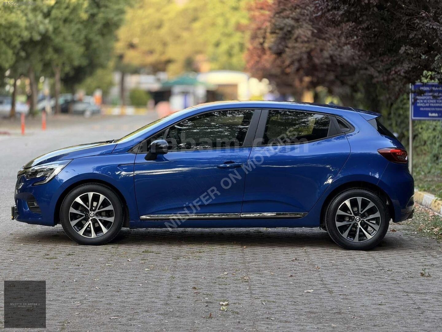 Galeriden Renault Clio 1.0 TCe Touch 2023 Model Bursa 31.000 km Mavi 7