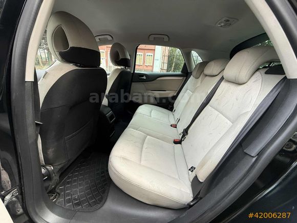 2012 MODEL 120.000 KM DE OTOMATİK VİTES TERTEMİZ C4