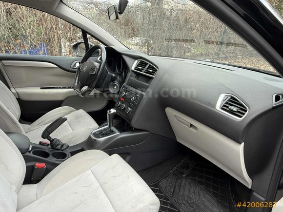 2012 MODEL 120.000 KM DE OTOMATİK VİTES TERTEMİZ C4