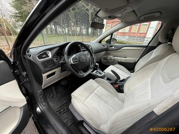 2012 MODEL 120.000 KM DE OTOMATİK VİTES TERTEMİZ C4