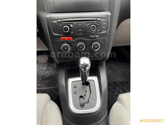 2012 MODEL 120.000 KM DE OTOMATİK VİTES TERTEMİZ C4