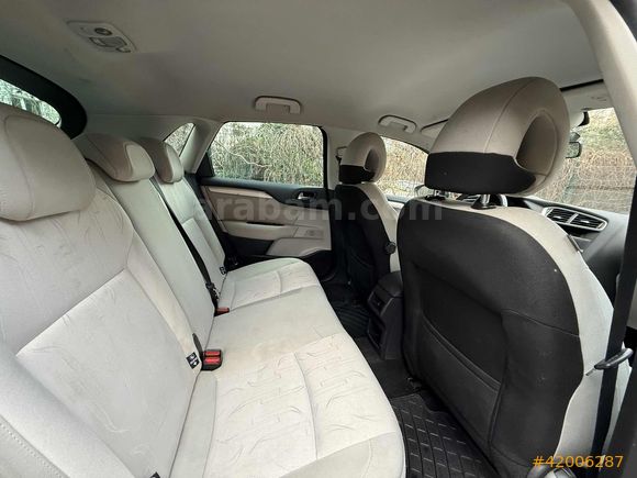 2012 MODEL 120.000 KM DE OTOMATİK VİTES TERTEMİZ C4