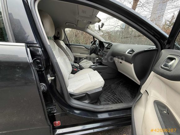 2012 MODEL 120.000 KM DE OTOMATİK VİTES TERTEMİZ C4