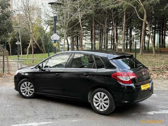 2012 MODEL 120.000 KM DE OTOMATİK VİTES TERTEMİZ C4