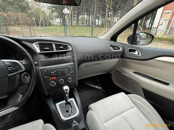 2012 MODEL 120.000 KM DE OTOMATİK VİTES TERTEMİZ C4
