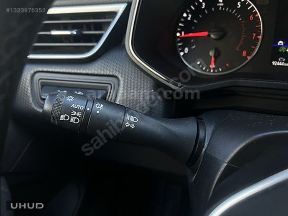 Galeri UHUD'dan Hatasız/Clio 1.0 TCe Touch X-Tronic