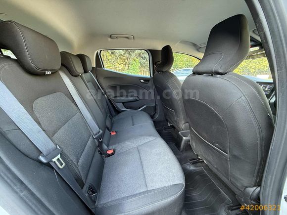 2020 MODEL OTOMATİK VİTES YENİ KASA TEMİZ CLIO