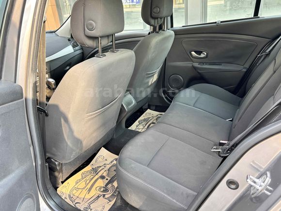 Galeriden Renault Fluence 1.6 Extreme 2010 Model Ankara