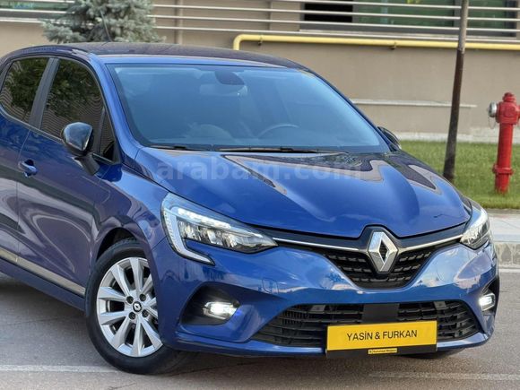 DEĞİŞENSİZ BOYASIZ TRAMERSİZ 2023 MODEL 92 BİN KM'DE ÖZEL RENK