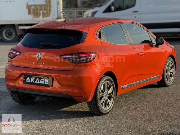 2021 CLİO 1.0TCE TOUCH OTOMATİK HATASIZ BOYASIZ