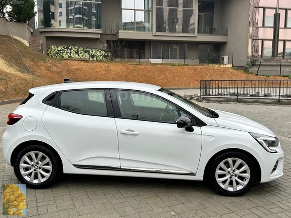 0,68_12_KRD_2023_ORJ_70.000KM_DEĞİŞENSİZ_DEĞİŞENSİZ