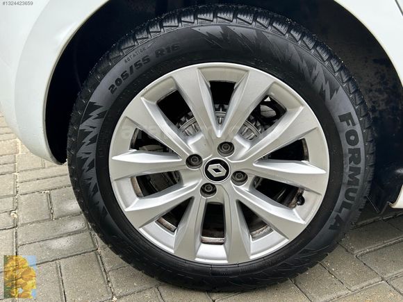 0,68_12_KRD_2023_ORJ_70.000KM_DEĞİŞENSİZ_DEĞİŞENSİZ