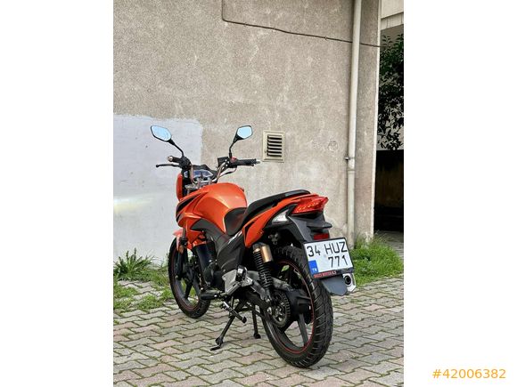 2023 MODEL 6.800 KM BAKIMLI TEMİZ TNT 125