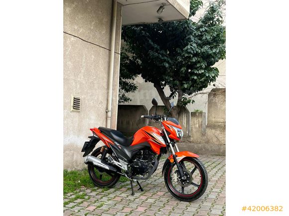2023 MODEL 6.800 KM BAKIMLI TEMİZ TNT 125