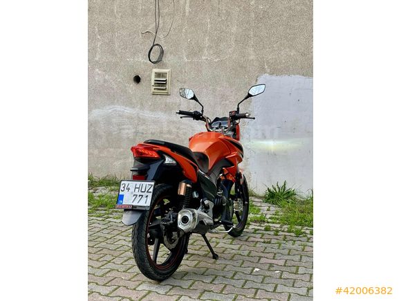 2023 MODEL 6.800 KM BAKIMLI TEMİZ TNT 125