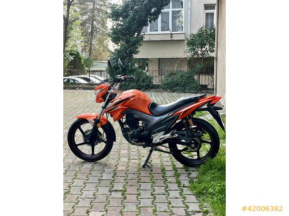 2023 MODEL 6.800 KM BAKIMLI TEMİZ TNT 125