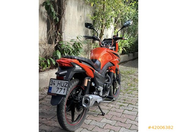 2023 MODEL 6.800 KM BAKIMLI TEMİZ TNT 125