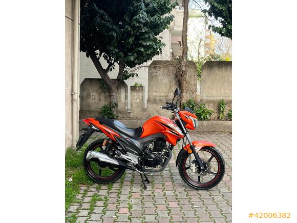 2023 MODEL 6.800 KM BAKIMLI TEMİZ TNT 125