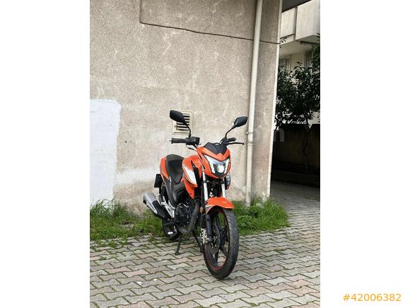 2023 MODEL 6.800 KM BAKIMLI TEMİZ TNT 125