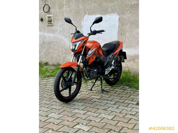 2023 MODEL 6.800 KM BAKIMLI TEMİZ TNT 125