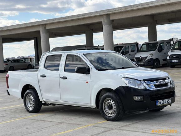 ISUZU DMAX 4x2 PİCKUP KAMYONET