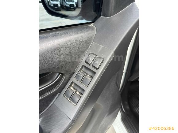 ISUZU DMAX 4x2 PİCKUP KAMYONET