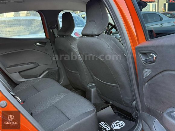 2020 MODEL 48.000 KM'DE CLİO 1.0 TOUCH X-TRONİC HATASIZ BOYASIZ