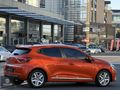 2020 MODEL 48.000 KM'DE CLİO 1.0 TOUCH X-TRONİC HATASIZ BOYASIZ
