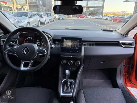 2020 MODEL 48.000 KM'DE CLİO 1.0 TOUCH X-TRONİC HATASIZ BOYASIZ
