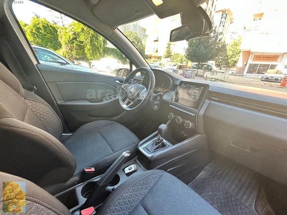 %0,68_12_KRD_2023_ORJ_79.000KM_DEĞİŞENSİZ_DEĞİŞENSİZ_BOYASIZ