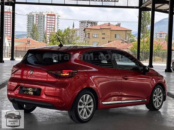 BAHÇECİ AUTO DAN HATASIZ BOYASIZ CLIO 55,000 KM OTOMATIK