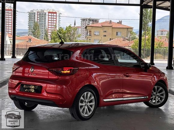 BAHÇECİ AUTO DAN HATASIZ BOYASIZ CLIO 55,000 KM OTOMATIK