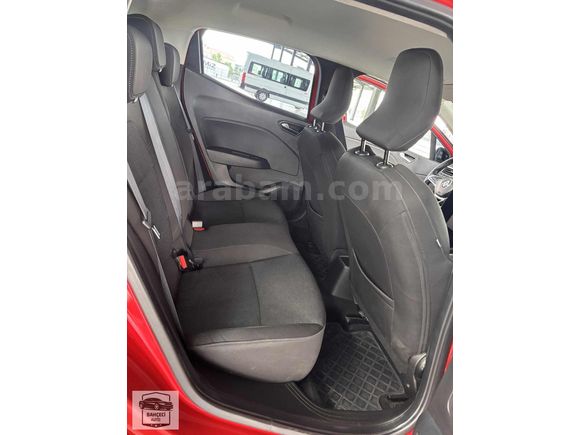 BAHÇECİ AUTO DAN HATASIZ BOYASIZ CLIO 55,000 KM OTOMATIK