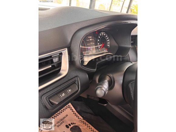 BAHÇECİ AUTO DAN HATASIZ BOYASIZ CLIO 55,000 KM OTOMATIK