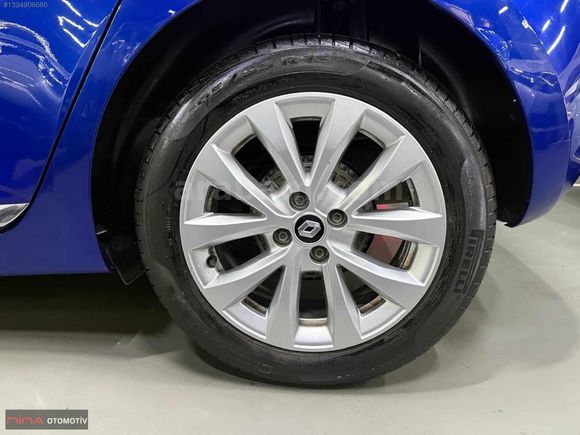 NİNA OTOMOTİV'DEN 2022 MODEL CLIO TOUCH OTOMATİK