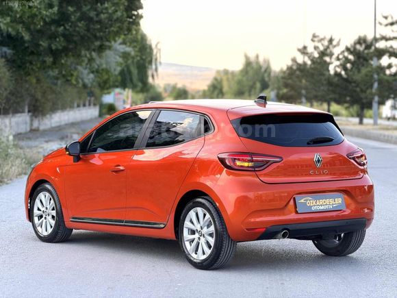 2020 Clio 1.0 TCe Touch 30BİN KM HATASIZ BOYASIZ EKSTRALI