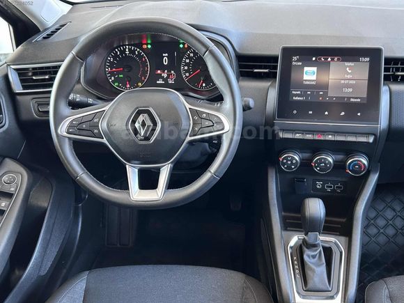 TANEER AUTO'DAN 2023 RENAULT CLIO TOUCH 46.000 KM'DE HATASIZ