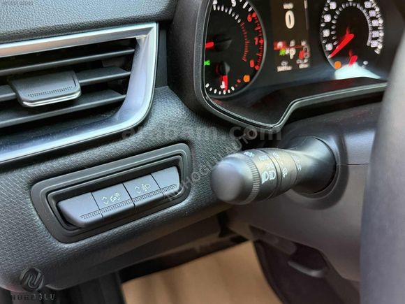 NUHOĞLU AUTO'DAN | 2023 ÇİFT PARK SENSÖRÜ,SİS FARI,GERİ GÖRÜŞ...