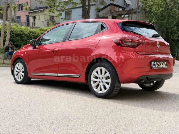 HATASIZ BOYASIZ 47 BİN KM DE TOUCH PAKET CLIO