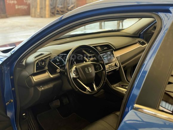 HATASIZ BOYASIZ 
Honda Civic Executive 2019 Model 